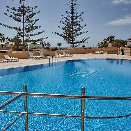 Fully Refurbished Holiday With Terrace Lägenhet *